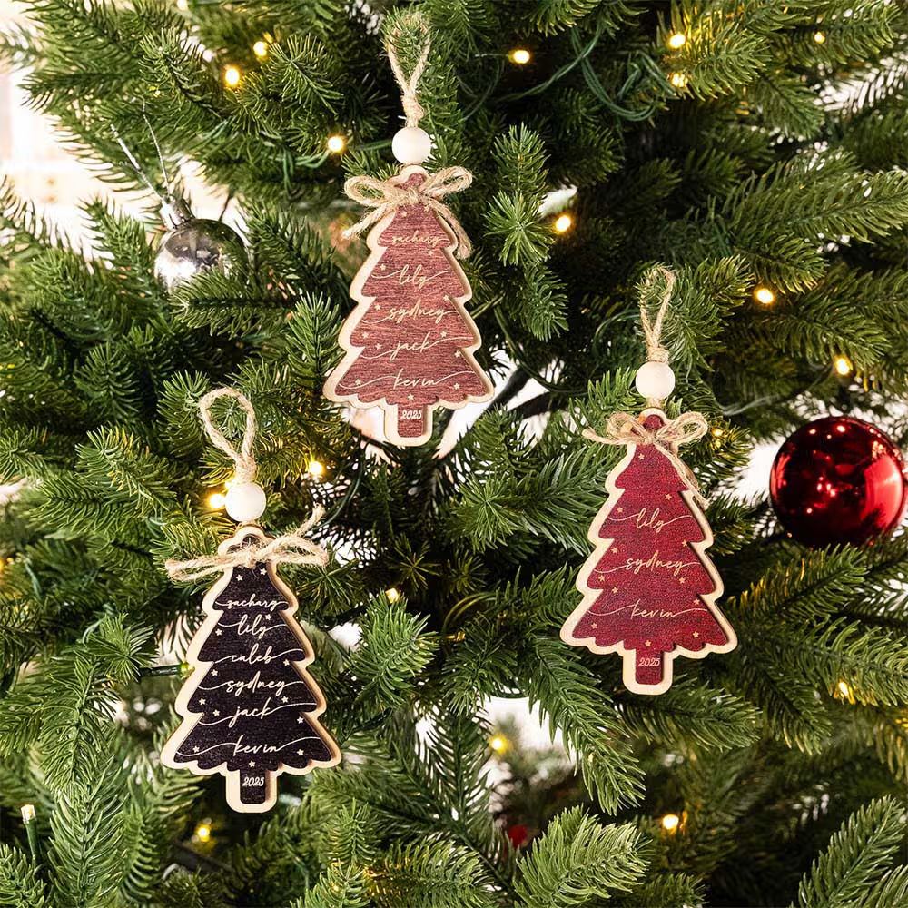 Wooden Christmas tree hanging decoration with family names