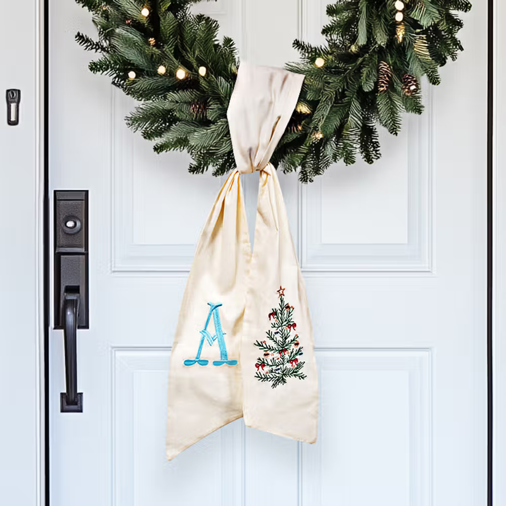 Christmas wreath decor